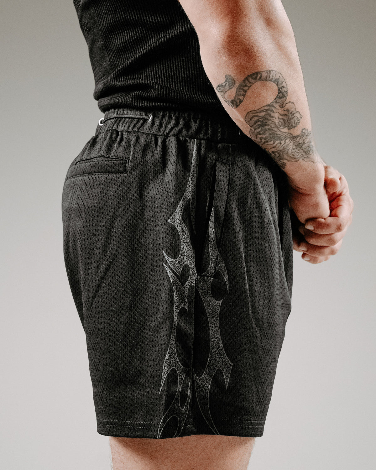 ETERNAL TRAINING SHORTS