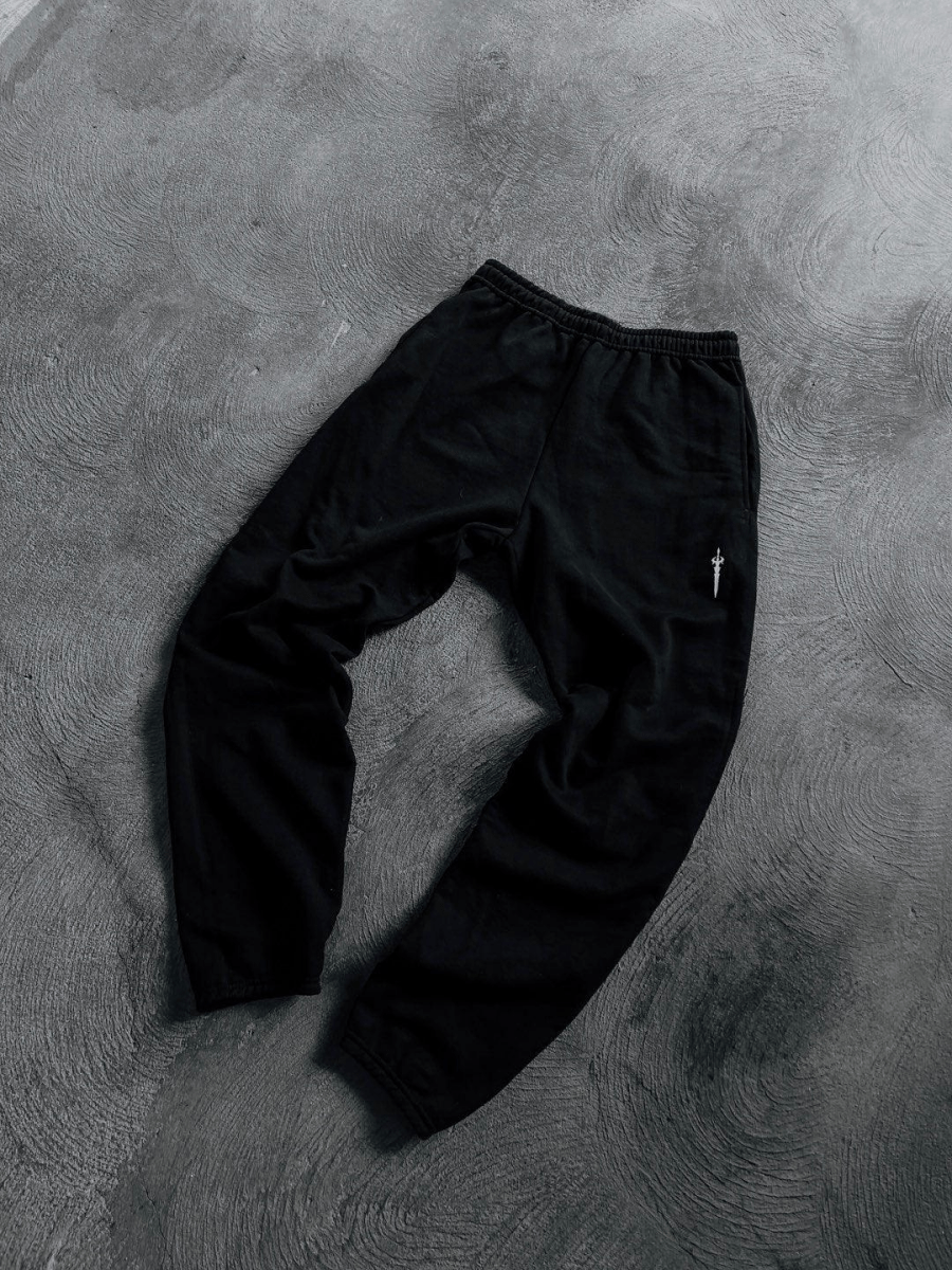 ESSENTIAL "JOGGER" SWEATPANTS