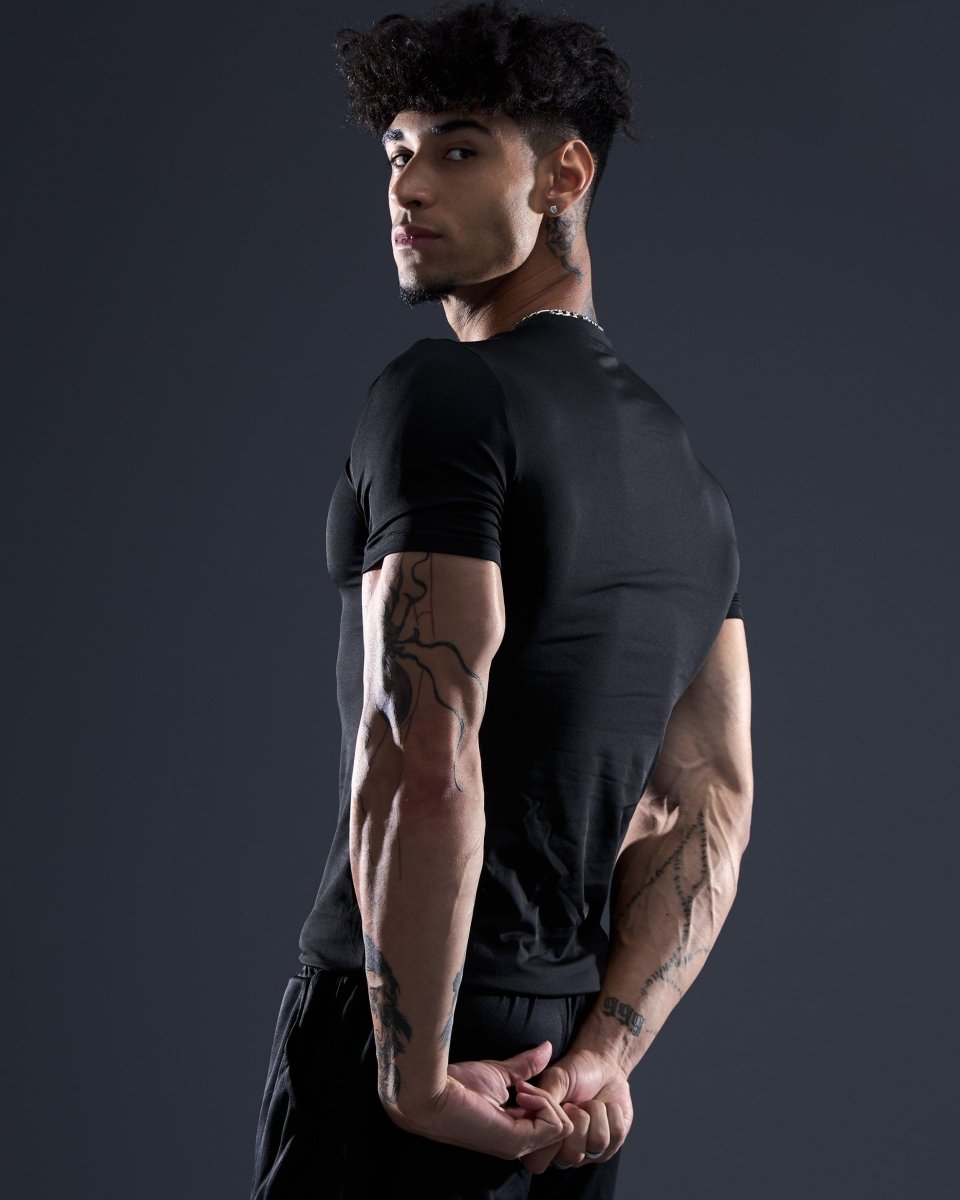 "ESSENTIAL" COMPRESSION TEE - intrepid