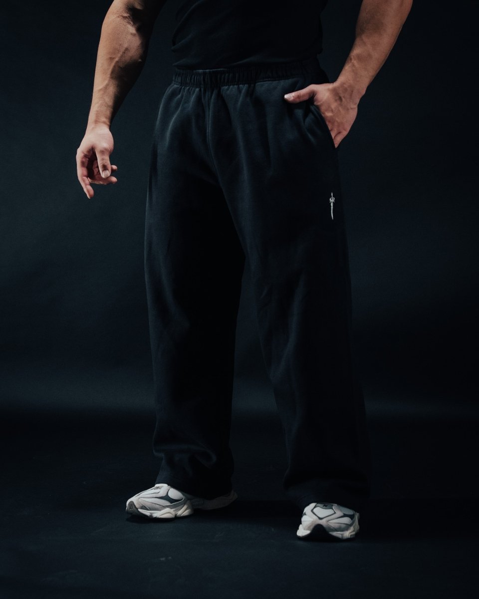 ESSENTIAL "FLARED" SWEATPANTS