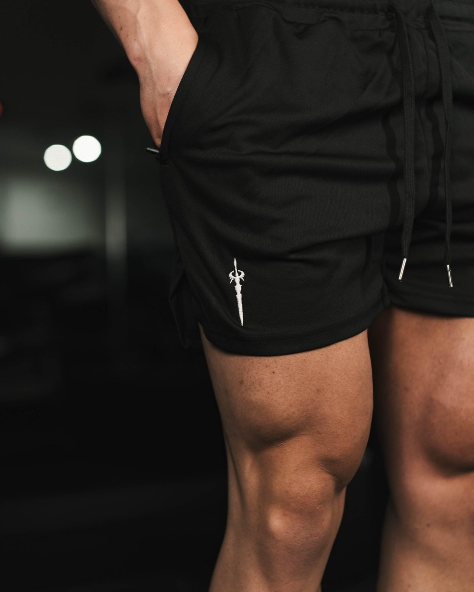 "ESSENTIAL" 5 INSEAM SHORTS - intrepid