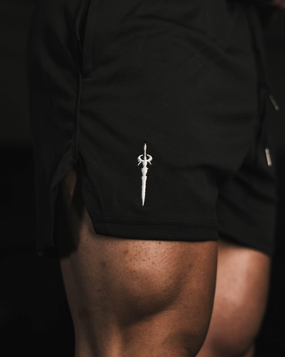 "ESSENTIAL" 5 INSEAM SHORTS - intrepid